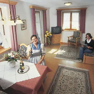 gstehaus-lechner-reit-im-winkl.com-bavaria.com/